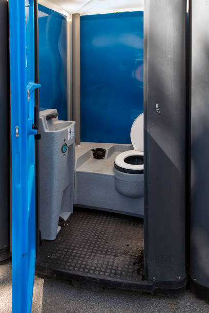 Portable Toilet Options We Offer in Parole, MD